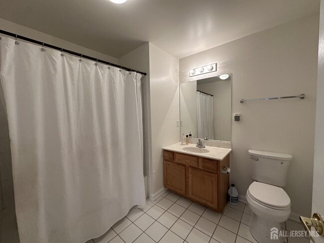 Building Photo - 1022 Dogwood Ct