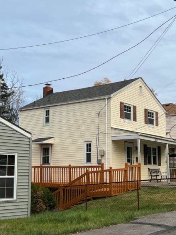 Photo - 706 Hestor Dr