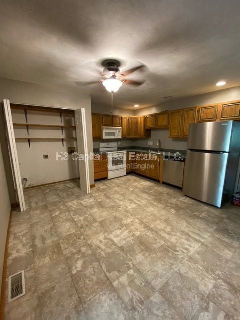 Photo - 2 Innsbruck Ln