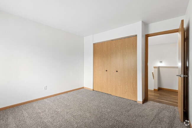 3BR, 1.5BA - 1,300SF - Bedroom
