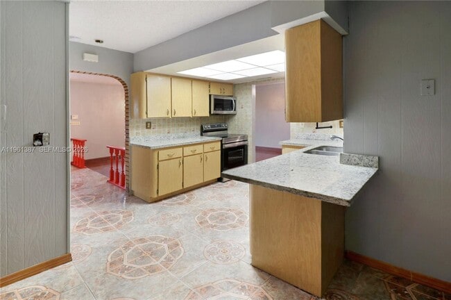Photo - 3241 NW 40th St