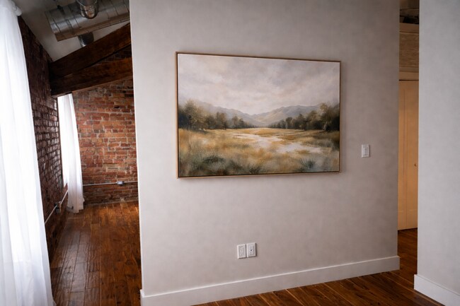 Photo - 85 King St E Unité 403