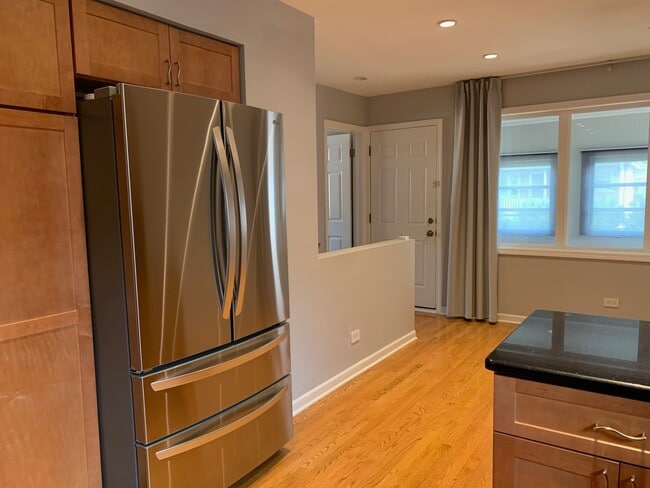 Photo - 7621 W Norridge St