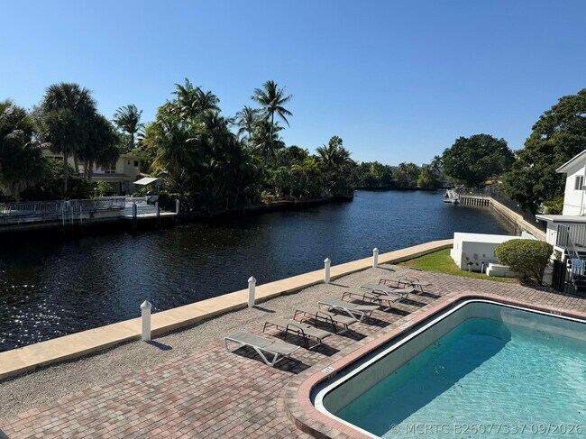 Building Photo - 1816 E Oakland Park Blvd Unit 74