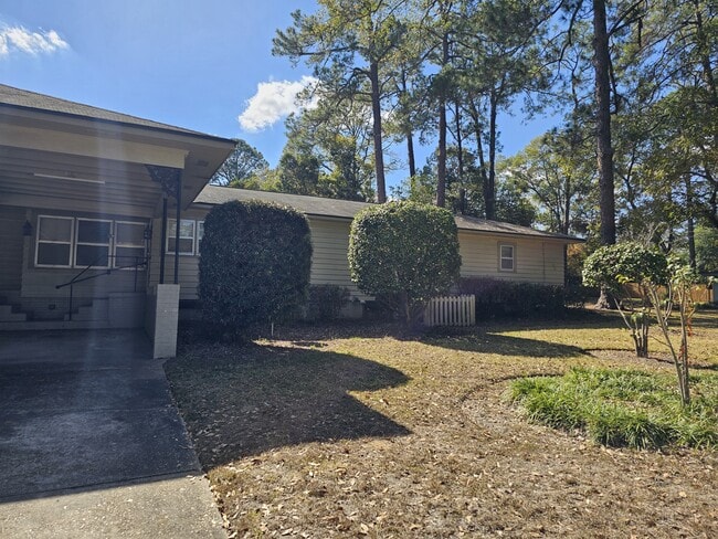 Photo - 1222 N Ridge Ave