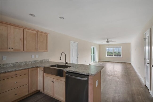 Photo - 14 Payton Ln Unit 14 Payton Lane