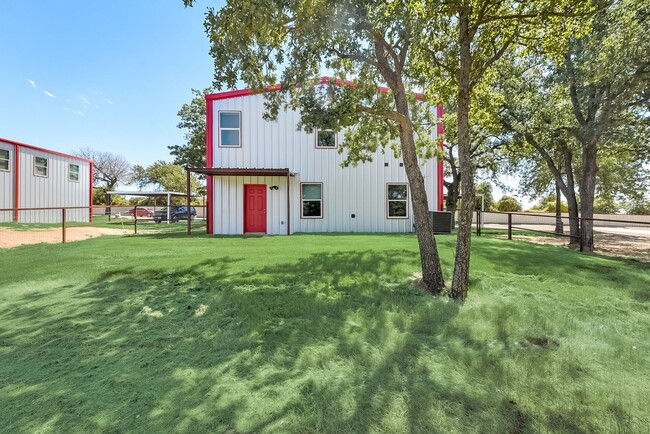 Building Photo - Longhorn Ranch-Barndo Community-Half Acre ... Rental