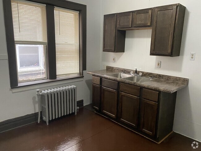 Building Photo - 1170 Connecticut St Rental