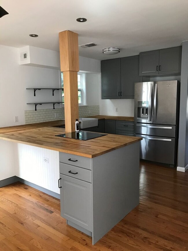 Photo - General Ogden Unit 4010