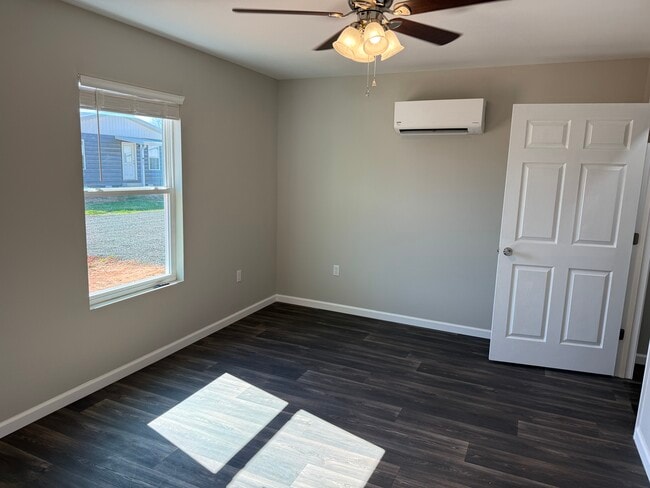 Photo - 80 Redwood Ln