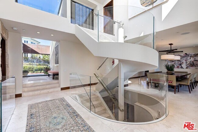 Photo - 88 Emerald Bay