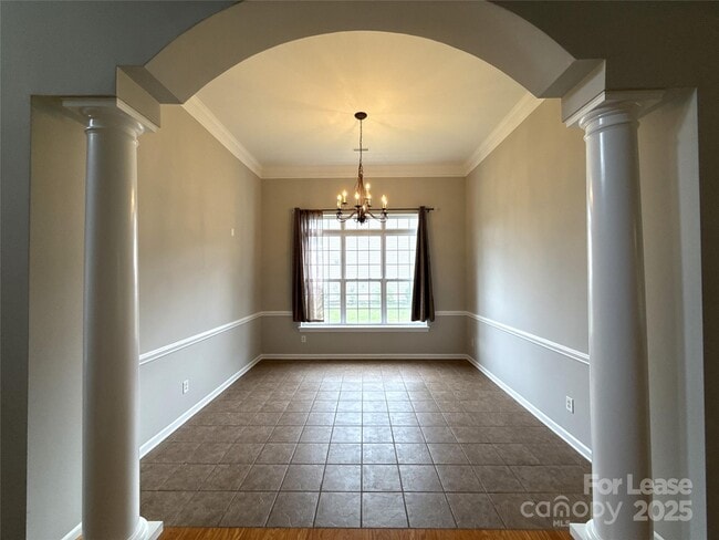 Photo - 1113 Cooper Ln