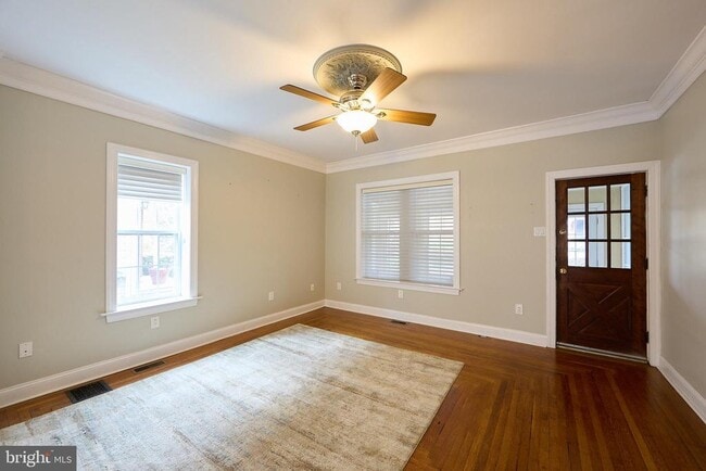 Photo - 423 N Orange St