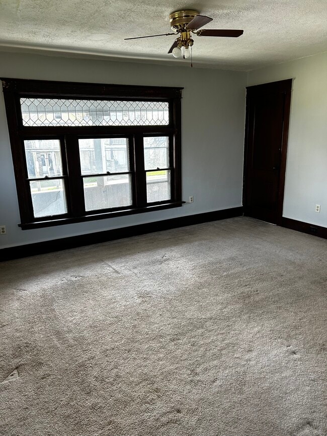 Photo - 314 East Ave Unit 314 East