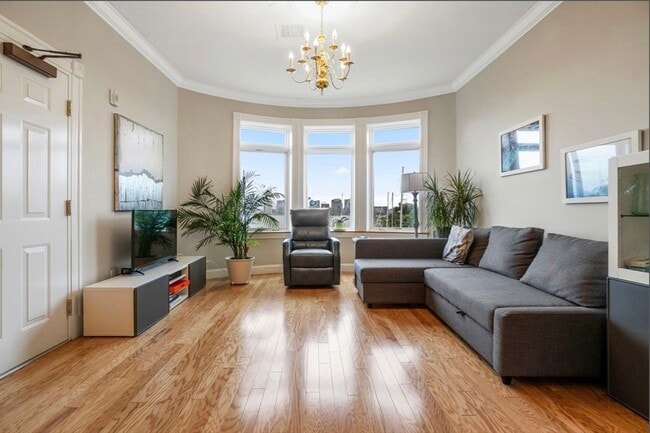 Building Photo - 5 Brigham St Unit 1