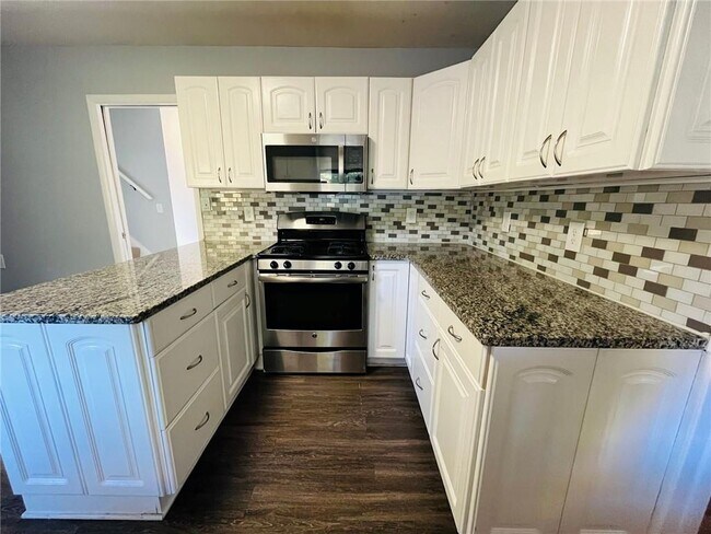 Photo - 4016 Elmscourt Dr