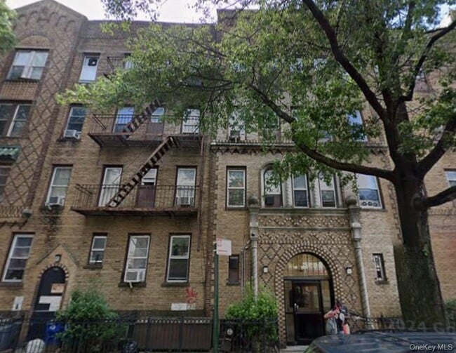 Building Photo - 23-92-92-37 37th St