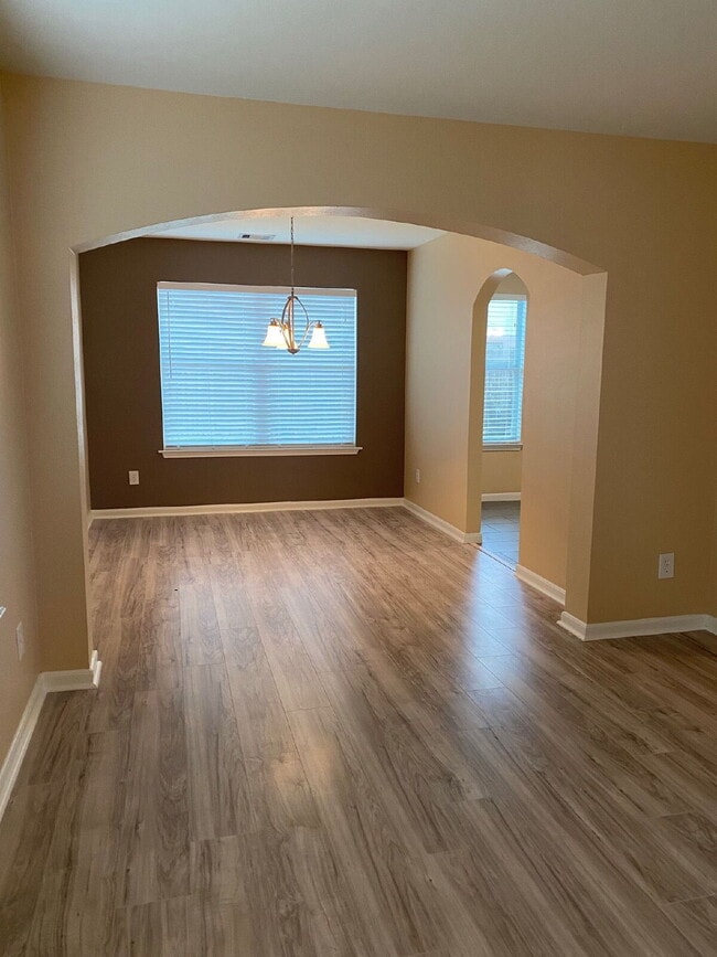 Photo - Spacious 4Bed, 2.5 Bath plus Bonus Room, 2-story home in the desirable Remington Grove community!