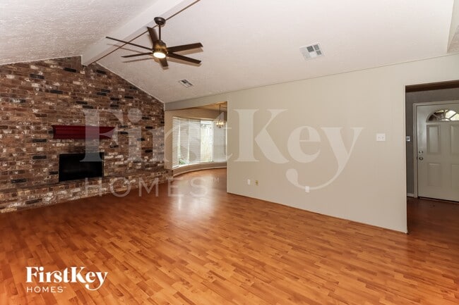 Photo - 16518 Royal Mile Lane
