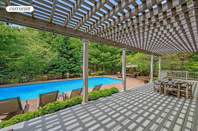 Photo - 5 Van Scoys Path E