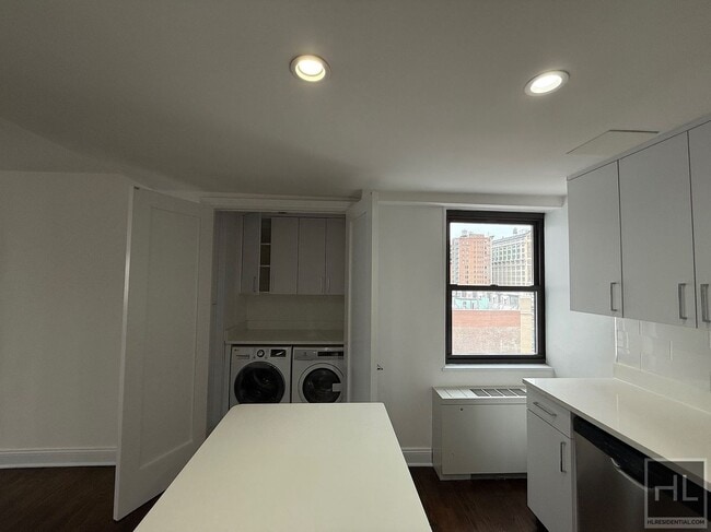 Photo - E 16 ST Unidad 20C