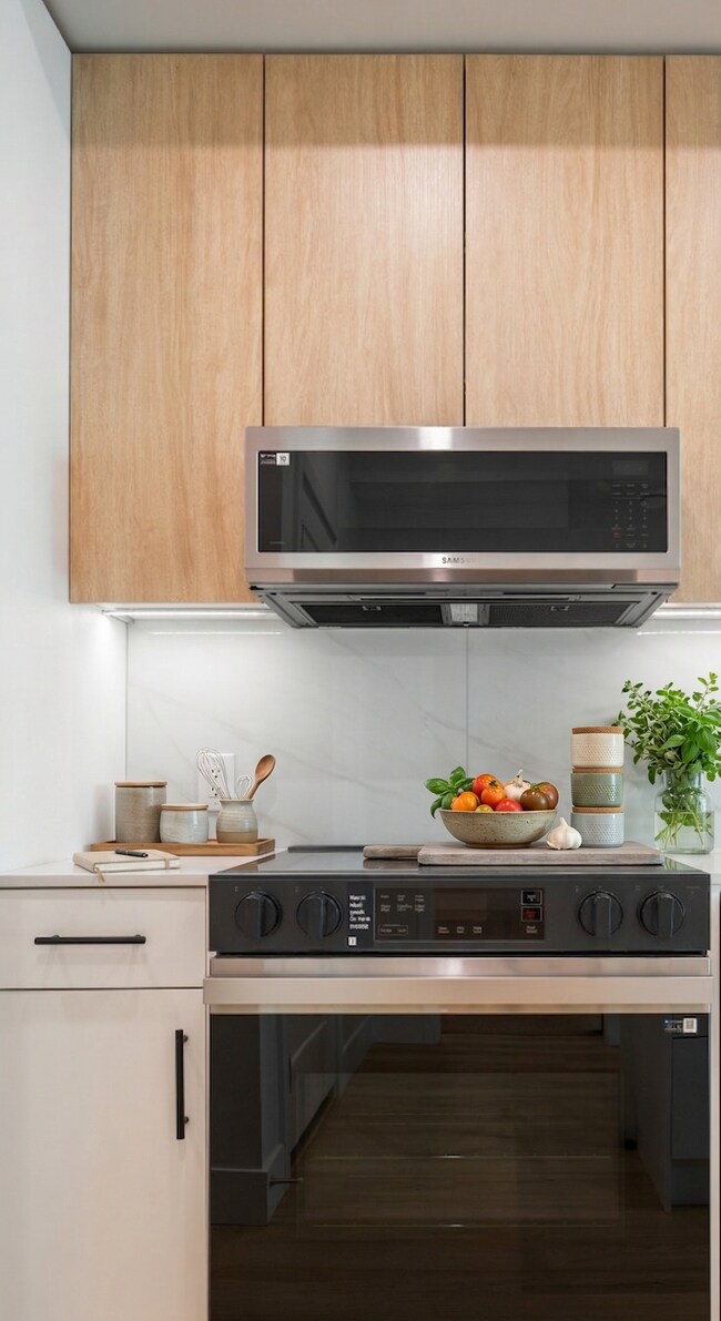 Photo - 34395 Gladys Ave