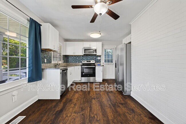 Photo - 1821 Gildner Rd