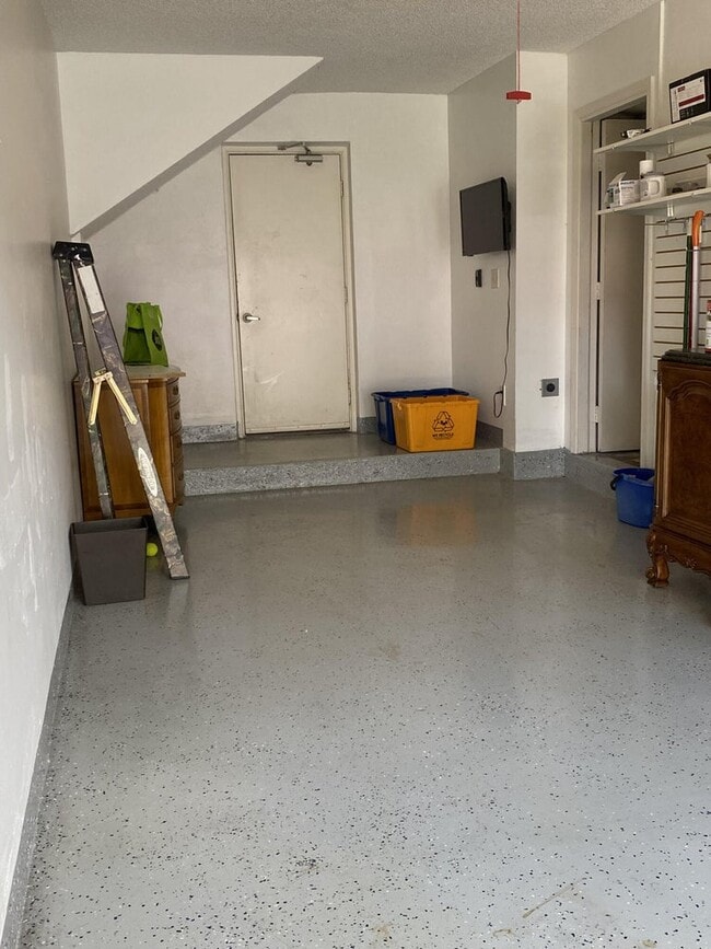 Photo - 5621 Coach House Cir Unit D