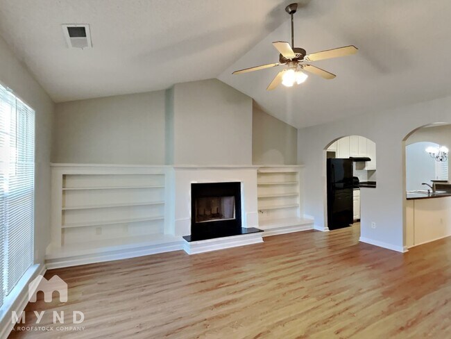 Photo - 113 Meadow Ct