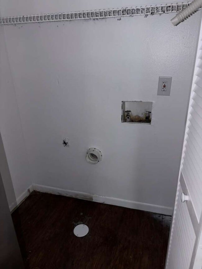 Photo - 1206 E 99th Ave Unidad B