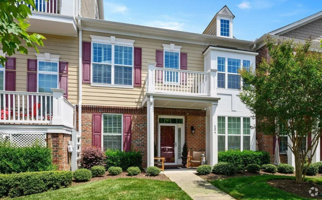 Building Photo - 3 bedroom condo in Brier Creek Unit 204