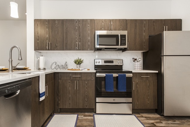 Photo - Lexington at Carteret