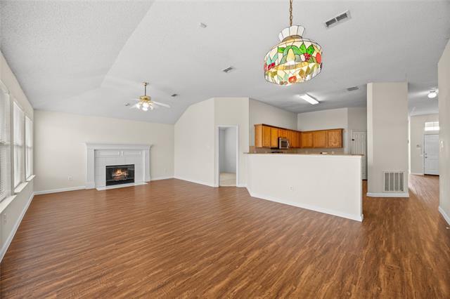 Photo - 2521 Creek Crossing Rd