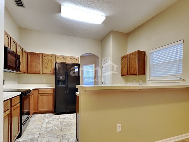 Photo - 720 Turnstone Court