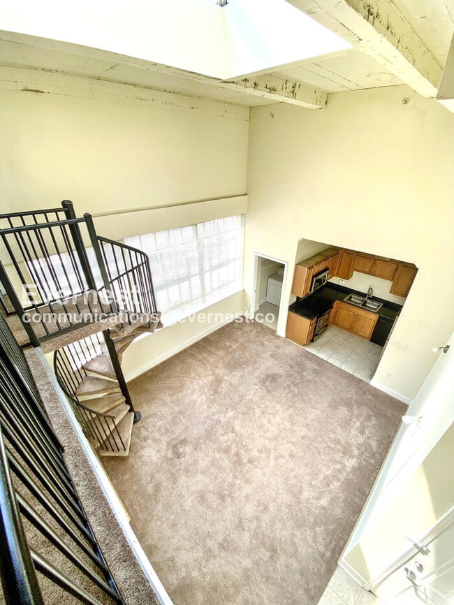 Photo - 525 E Grace St Unit 401