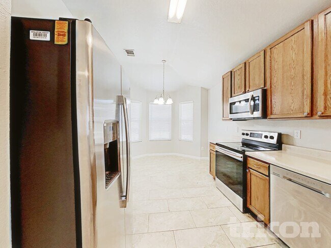 Photo - 9822 Vandenberg Way