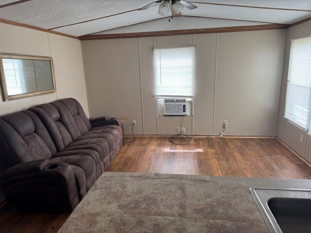 Photo - 263 W Oxford St