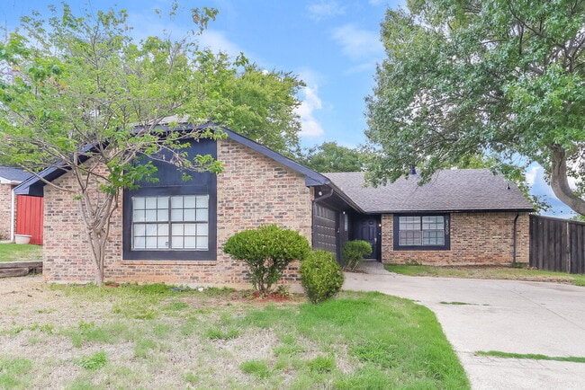 Photo - 4200 Cranbrook Dr