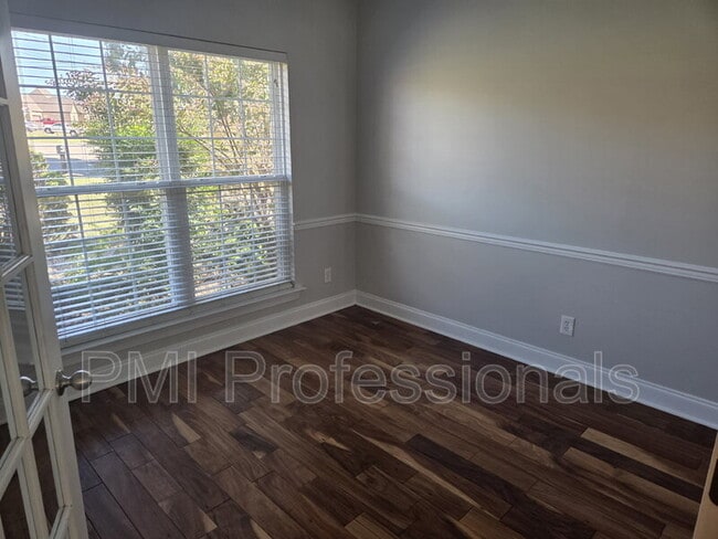 Photo - 1205 Cascade Falls Dr