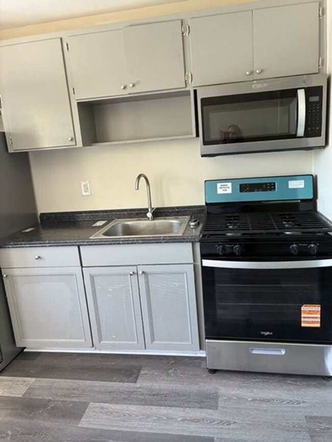Photo - 1220 Martin Luther King Junior Blvd Unit 13 *