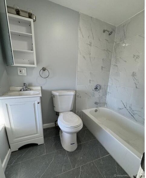 Photo - 455 E Main St Unit 3L
