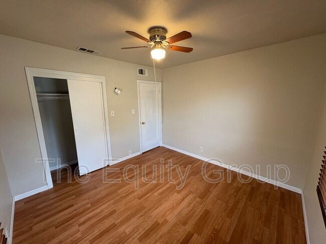 Photo - 229 N B St
