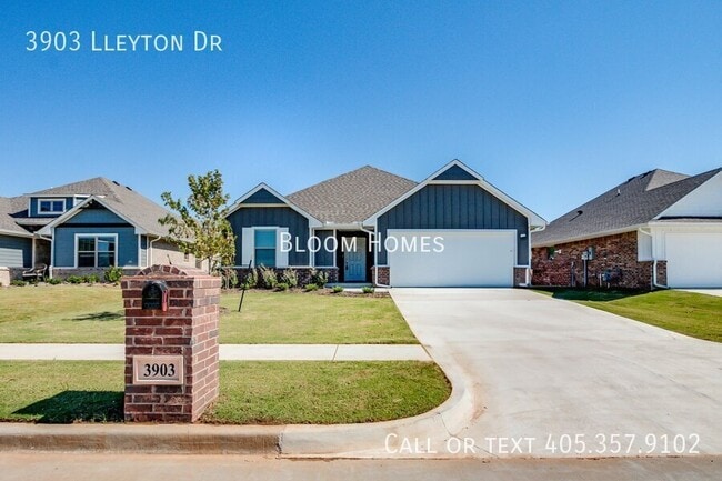 Photo - 3903 Lleyton Dr