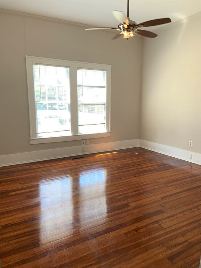 Photo - 1023 Queen City Ave