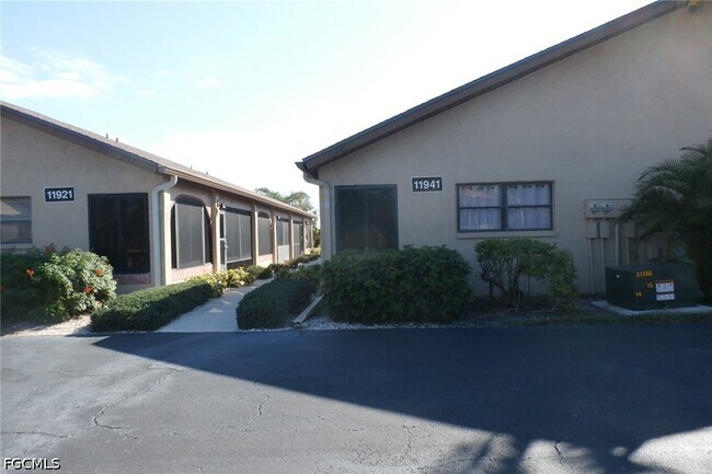 Photo - 11941 Caraway Ln Unit 89