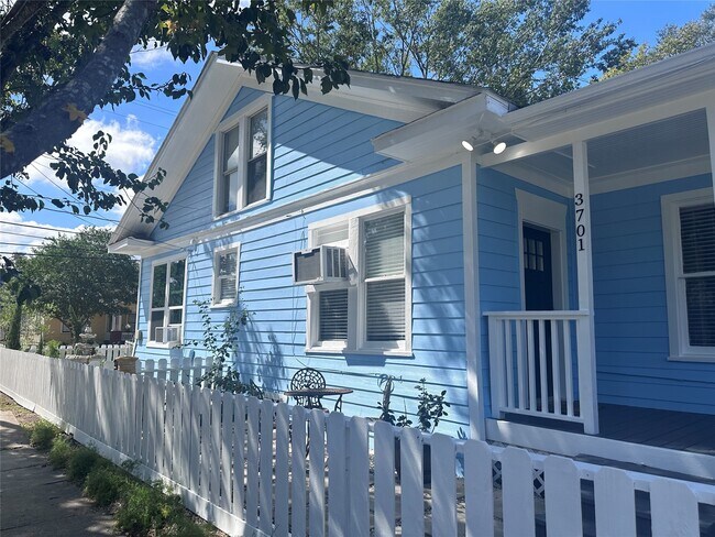 Photo - 3701 Bradley St