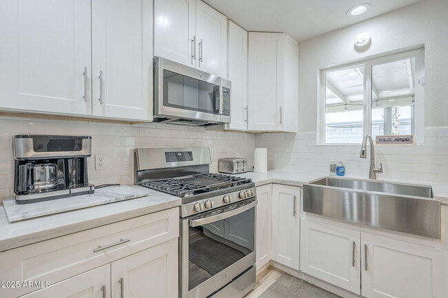 Photo - 4240 E Bluefield Ave
