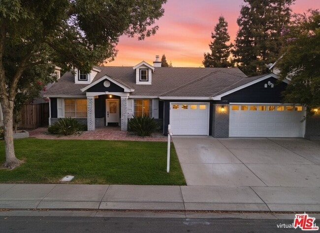 Photo - 1912 Veranda Ct