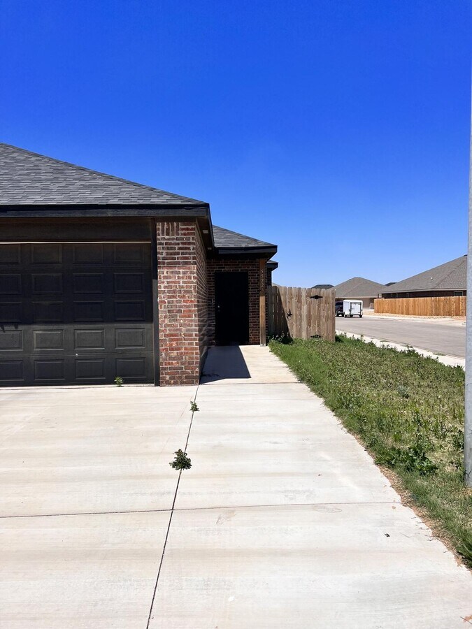 Photo - 5522 Itasca St Townhome