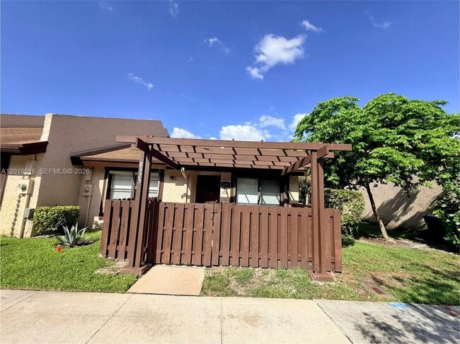 Photo - 8325 NW 37th Pl